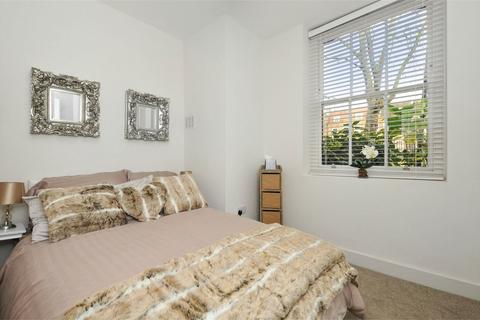 1 bedroom apartment to rent, Dunstan Houses, Stepney Green, London, E1