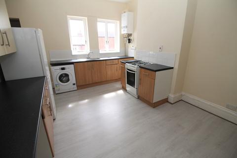 3 bedroom flat to rent - Grove Road South, Southsea