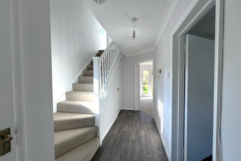 undefined, Park Farm Close, Horsham, RH12