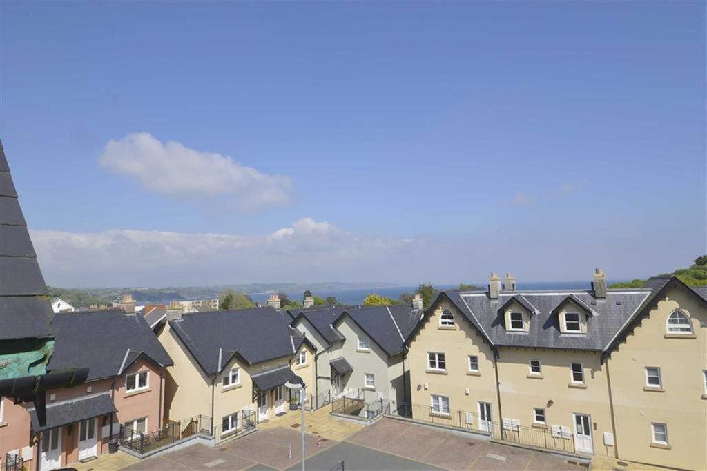 24, Rhodewood House, Saundersfoot, Dyfed, SA69 2 bed flat £290,000