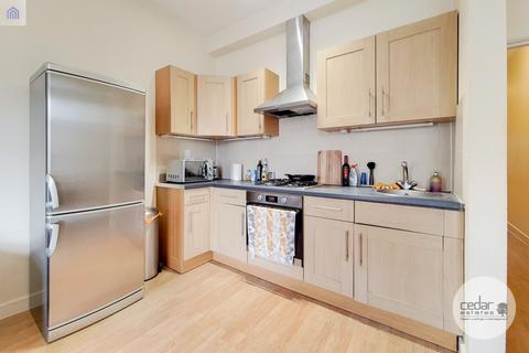 2 bedroom flat to rent, West End Lane, West Hampstead NW6