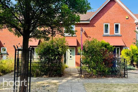 2 bedroom terraced house to rent, Ruby's Walk, Newark