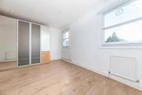 2 bedroom flat to rent, Maryon Mews, South End Green, NW3