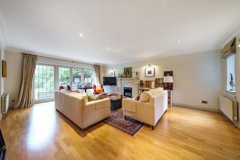 4 bedroom detached house to rent, Wentworth Estate, Surrey