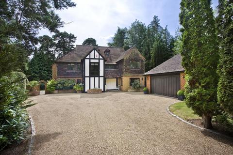 4 bedroom detached house to rent, Wentworth Estate, Surrey