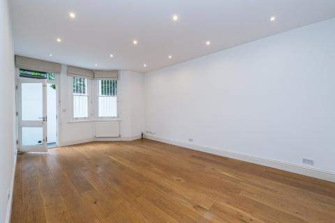 2 bedroom flat to rent, Old Brompton Road, South Kensington, Gloucester Rd SW5