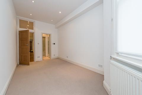 2 bedroom flat to rent, Old Brompton Road, South Kensington, Gloucester Rd SW5