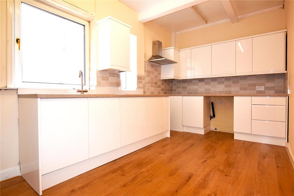 House in Leeds, Beeston Hill, Holbeck - View 3