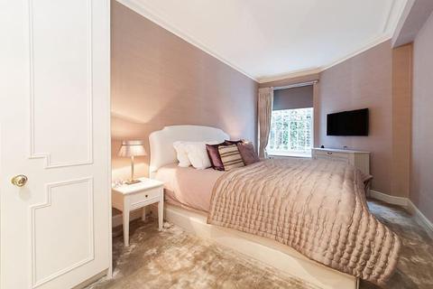 3 bedroom flat to rent, Basil Street, Knightsbridge, SW3