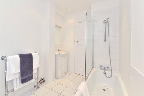 2 bedroom apartment to rent, Hill Street, Mayfair, London, W1J