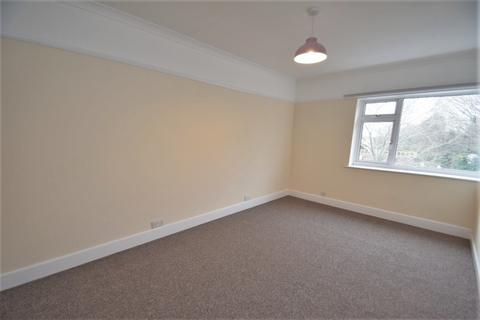 2 bedroom flat to rent, Shirley