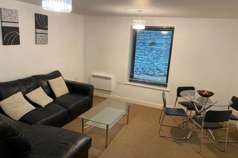 1 bedroom flat to rent, Clews Court, Francis Street, Swansea. SA1 4NT