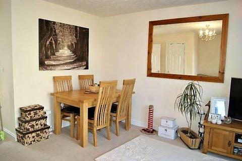 2 bedroom terraced house to rent, Selway Drive, Bury St Edmunds IP32