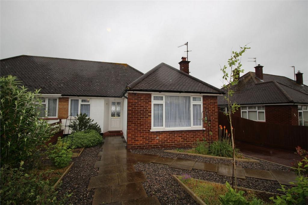 Wellingham Avenue, HITCHIN, Hertfordshire 2 bed semidetached house £