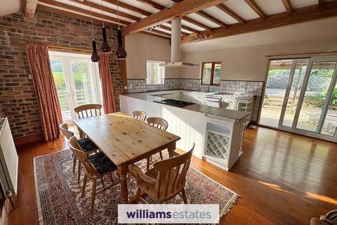 4 bedroom detached house for sale - Pwllglas, Ruthin
