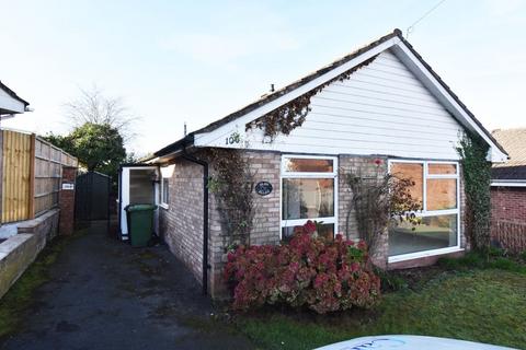 2 bedroom bungalow to rent, Westcroft, Leominster