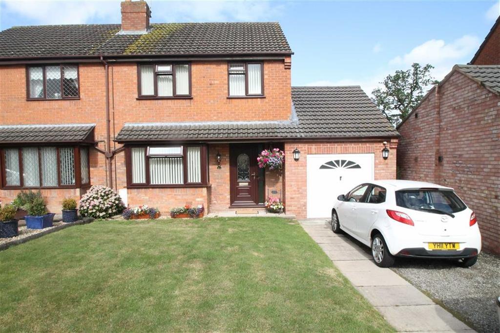 Llys Derwen, Higher Kinnerton 3 bed semidetached house £215,000