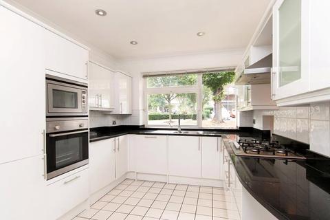 5 bedroom semi-detached house to rent, Queensmead, St. John's Wood Park, London