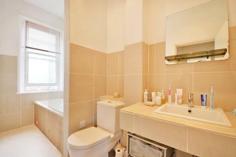 1 bedroom flat to rent, Priory Road, South Hampstead, NW6