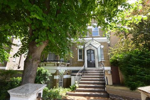 1 bedroom flat to rent, Priory Road, South Hampstead, London, NW6