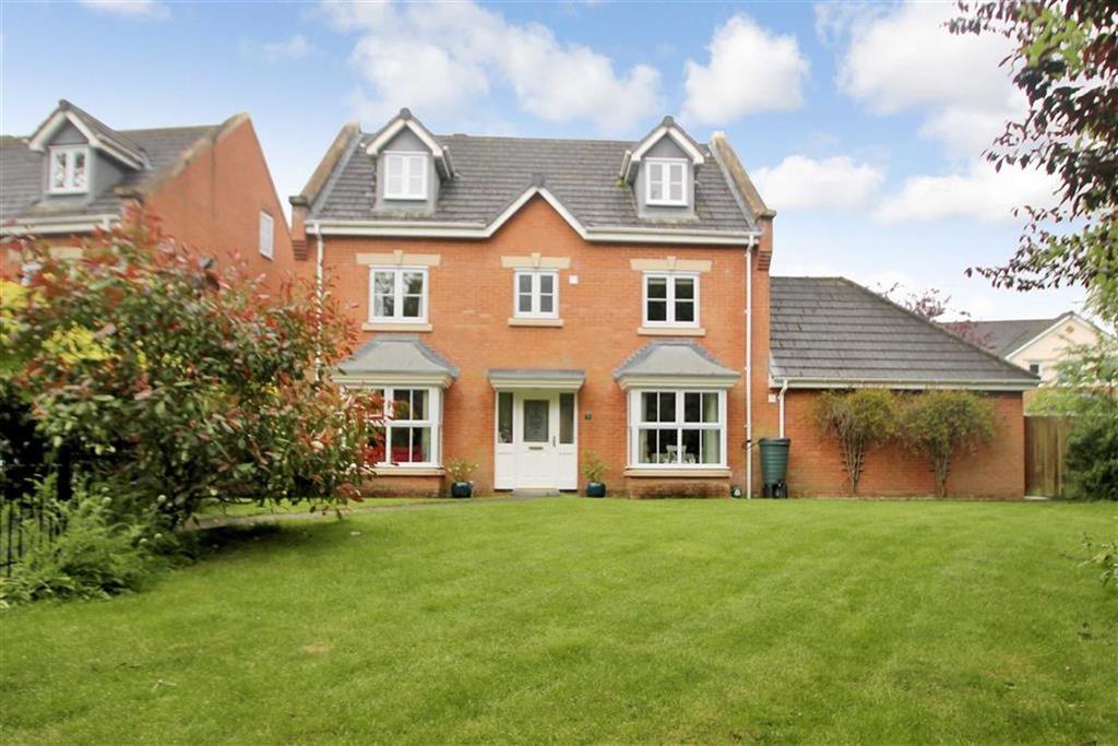 Bentley Drive, Oswestry 5 bed detached house £325,000