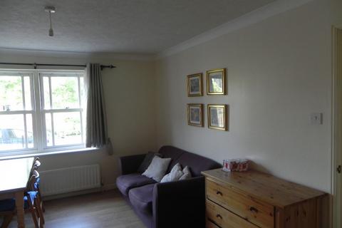 1 bedroom flat to rent, Knightsbridge House, St Lukes Square, Guildford, GU1 3JX
