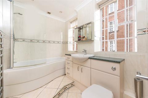 3 bedroom flat to rent, Mandeville Court, Finchley Road, Hampstead, London
