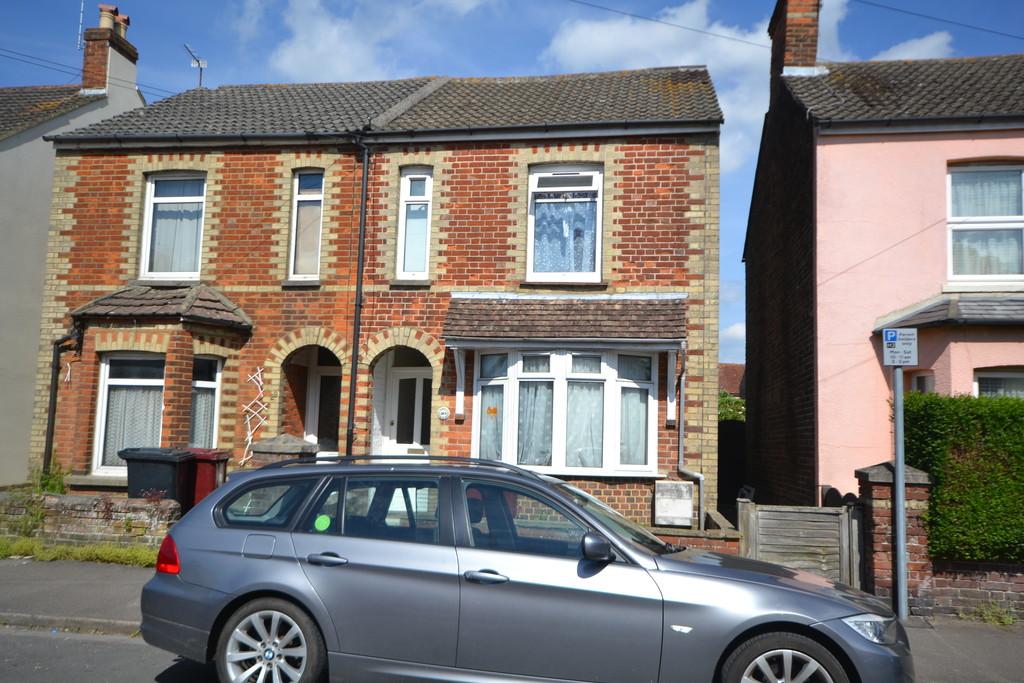 Adelaide Road, Chichester 4 bed semidetached house £265,000