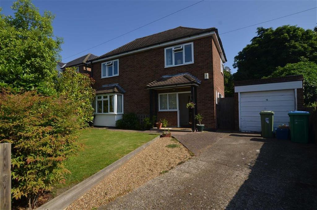 Blandford Road, Teddington, Greater London 3 bed semidetached house