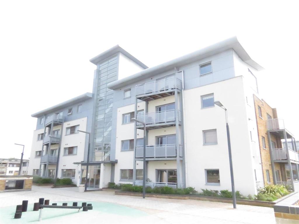 Stone Close, Poole 2 bed flat £750 pcm (£173 pw)