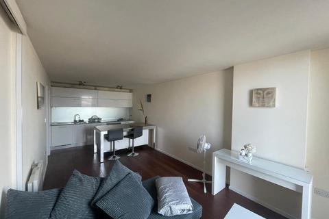 1 bedroom apartment to rent - Beetham Tower, Birmingham