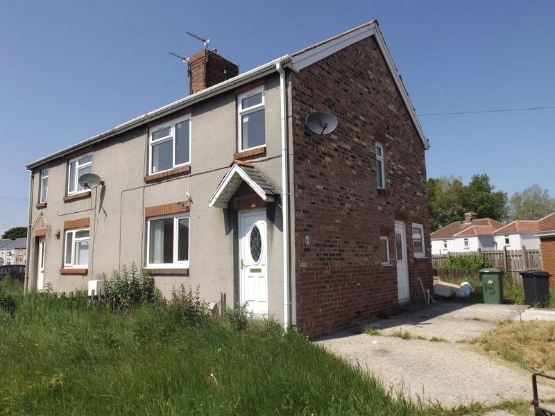 Burnside, Bedlington 3 bed semidetached house £400 pcm (£92 pw)