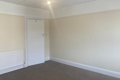 1 bedroom flat to rent, Belgrave Court, Walter Road, Swansea. SA1 4PZ