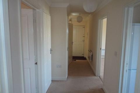 2 bedroom apartment to rent, Middlefield Road, Chippenham