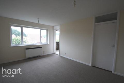 2 bedroom apartment to rent, Khormaksar Drive, LINCOLN