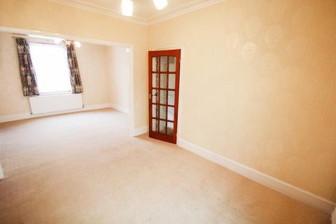 3 bedroom terraced house to rent, Town Road, Edmonton, N9