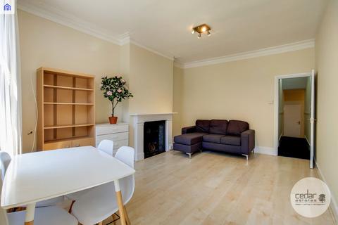 2 bedroom flat to rent, Fortune Green Road, West Hampstead NW6