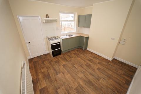 3 bedroom end of terrace house to rent, Russell Street LOUGHBOROUGH Leicestershire