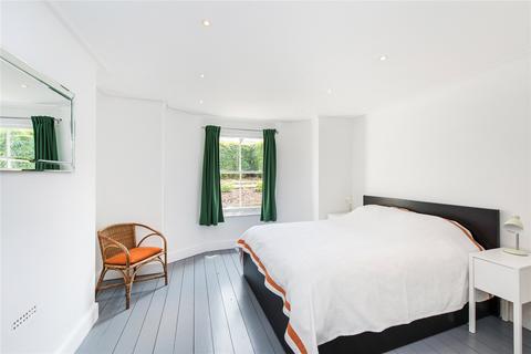2 bedroom apartment to rent, Stowe Road, Shepherds Bush, London, W12