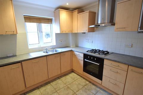 2 bedroom flat to rent, Highfield