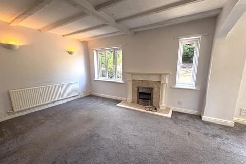 3 bedroom terraced house to rent, Alum Court, Holmes Chapel