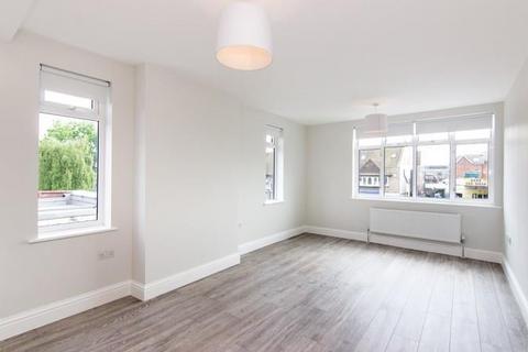 2 bedroom flat to rent, Epsom Road, Sutton, Surrey, SM3