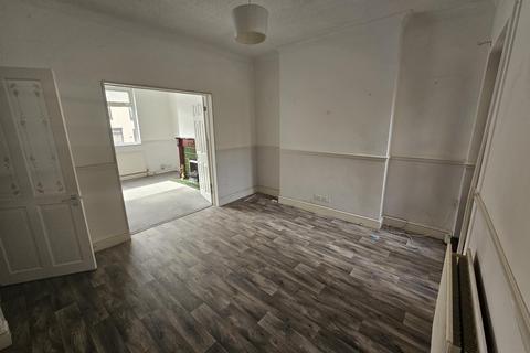 3 bedroom terraced house to rent, Baglan Street, Port Tennant, Swansea. SA1 8JZ
