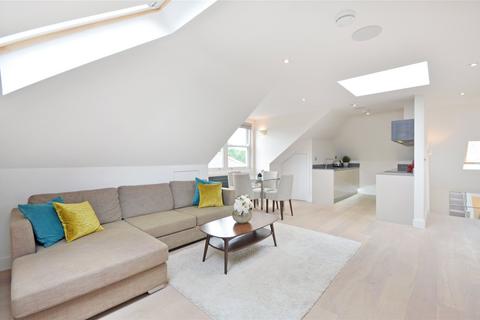 2 bedroom flat to rent, Shoot Up Hill, Kilburn, London, NW2