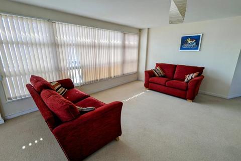 2 bedroom flat to rent, Aurora, Trawler Road, Swansea. SA1 1FY