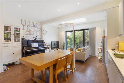 Skelwith Road, Hammersmith, London, W6