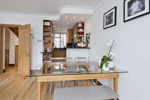 4 bedroom townhouse to rent, Stanhope Mews East, South Kensington SW7
