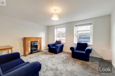 2 bedroom apartment to rent, Forum Court, Bow, E3