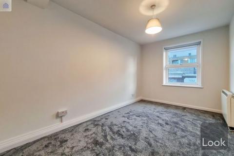 2 bedroom apartment to rent, Forum Court, Bow, E3
