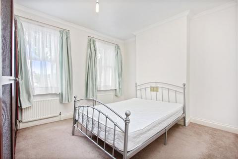 2 bedroom terraced house to rent, Faringford Road, Stratford, London, E15